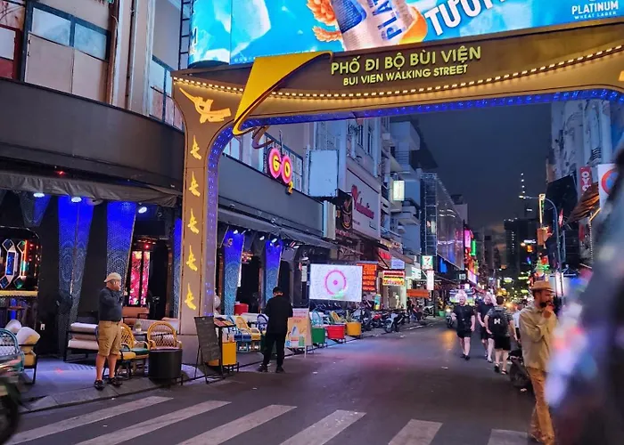 Luna Homestay Bùi Viện Street Quận 1 - HỒ CHÍ MINH