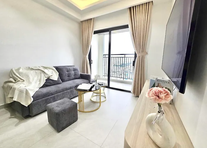 Lloyd'S Daily Suites - Soho Residence, Bui Vien Walking Street, Benthanh Market & Sg'S Vibe